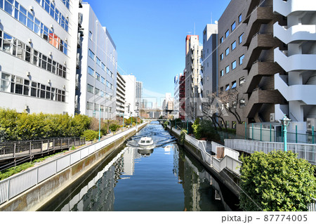 新芝橋/新芝運河より香取橋方向を望む(東京都港区)【2022.2】 新芝橋/新芝運河より香取橋方向を望む(東京都港区)【2022.2】 87774005