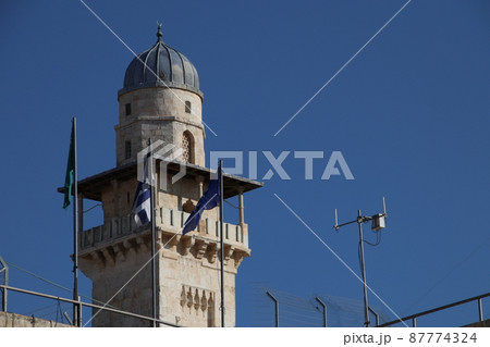 神殿の丘 87774324