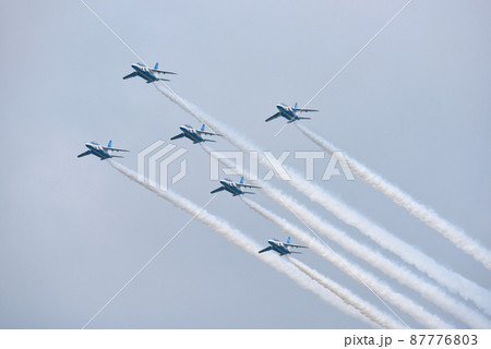 T-4ブルーインパルス　アクロバット飛行 87776803
