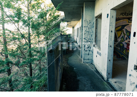 【茨城県　笠間市】ブラックマンション　廃墟 87778071