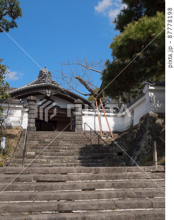 掛川城二の丸御殿の玄関(国指定重要文化財) 掛川城二の丸御殿の玄関(国指定重要文化財) 87778198