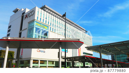 JR東日本京浜東北線浦和駅とその周辺の風景（2022年3月撮影） 87779880