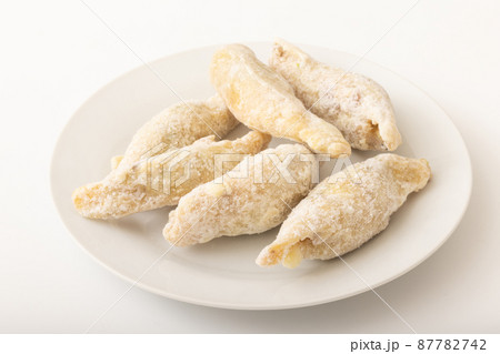 鶏皮餃子　(冷凍)　 87782742