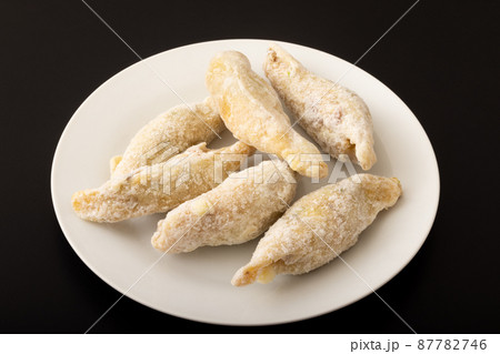 鶏皮餃子　(冷凍)　 87782746