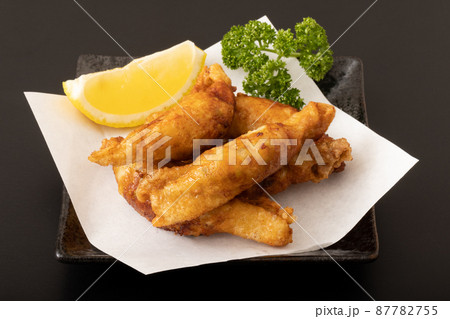 鶏皮餃子　鶏皮ギョーザ　(揚げ) 87782755
