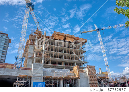 Concrete high rise residential building under constraction Concrete high rise residential building under constraction 87782977