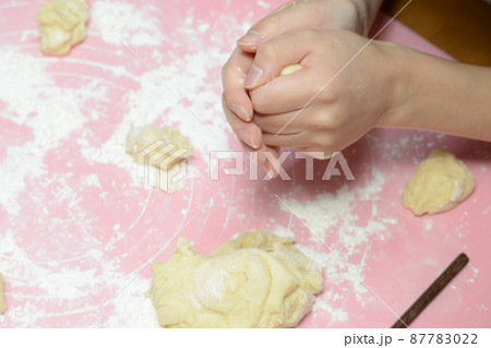 親子で手作りパン 親子で手作りパン 87783022