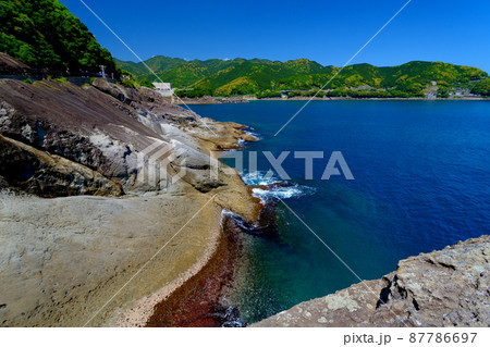 鬼ヶ城・千畳敷の広場から、鬼ヶ城センター方向の眺め・世界遺産・熊野・三重県熊野市(4) 87786697