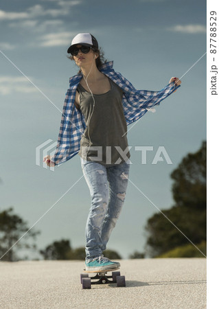 Skater Girl 87788529