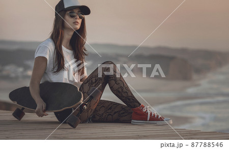 Skater Girl 87788546