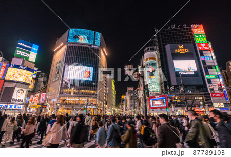 日本の東京都市景観 BA.2多重感染爆発…渋谷は脅威の人流…。韓国は40万人超のなぜ=16日 日本の東京都市景観 BA.2多重感染爆発…渋谷は脅威の人流…。韓国は40万人超のなぜ=16日 87789103