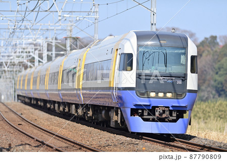 総武本線　佐倉－物井　JR東日本　255系　Be-05編成（幕張）　わかしお 87790809