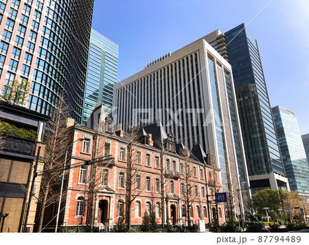 東京丸の内・三菱一号館と丸の内パークビルディング 87794489