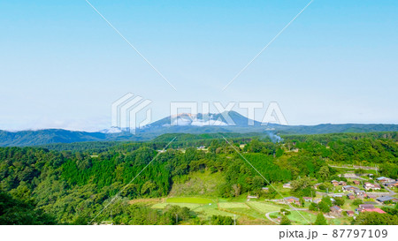 九蔵峠から望む御嶽山(夏・朝) 九蔵峠から望む御嶽山(夏・朝) 87797109