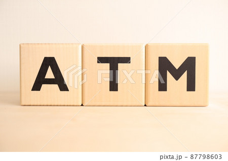 ATM（エーティーエム）の木製のアルファベットブロック（ロゴ・アイコン・テキスト） 87798603