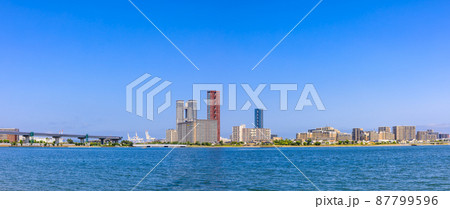 御島水域の風景（香椎海岸遊歩道からのアイランドシティ）パノラマ　【福岡市東区】 87799596