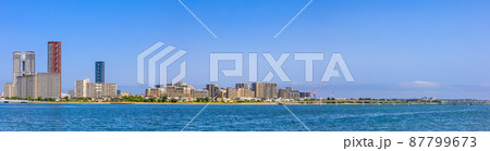 御島水域の風景(香椎海岸遊歩道からのアイランドシティ)パノラマ 【福岡市東区】 御島水域の風景(香椎海岸遊歩道からのアイランドシティ)パノラマ 【福岡市東区】 87799673