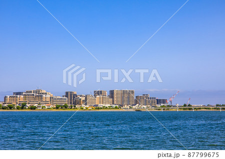 御島水域の風景（香椎海岸遊歩道からのアイランドシティ）　【福岡市東区】 87799675