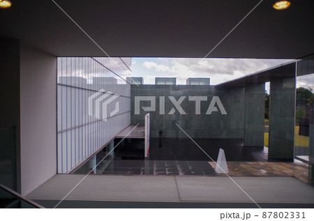 豊田市美術館 87802331