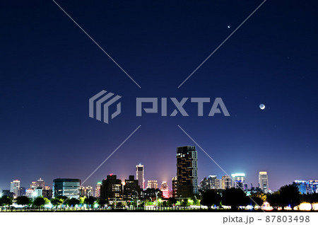 ナイトシーン 夕映 夜景 87803498