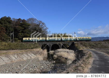 三岐鉄道 北勢線 楚原 - 麻生田駅間 名所 めがね橋を行く 三岐鉄道 北勢線 楚原 - 麻生田駅間 名所 めがね橋を行く 87804772