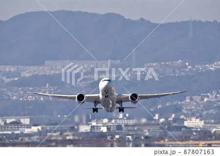 伊丹空港　ジェット機　逆ラン離陸　千里川堤防 87807163