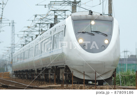 北陸本線　美川－加賀笠間　JR西日本　681系　T17+T01編成（金沢）　サンダーバード 87809186