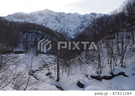 プロ登山家が愛する鳥甲山 プロ登山家が愛する鳥甲山 87811284