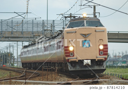 北陸本線 加賀笠間-美川 JR西日本 485系 A01改編成(京都) 雷鳥 北陸本線 加賀笠間-美川 JR西日本 485系 A01改編成(京都) 雷鳥 87814210