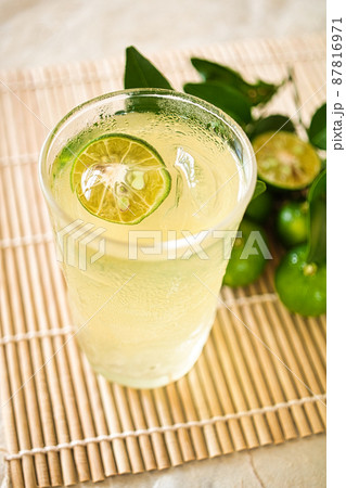 シークヮーサージュースのイメージ 87816971