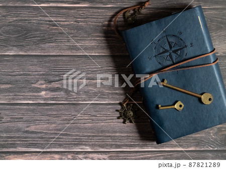 航海日誌と古いカギ 冒険 宝物 文字入れスペースあり 航海日誌と古いカギ 冒険 宝物 文字入れスペースあり 87821289