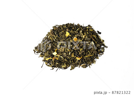 green tea leaves 87821322