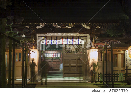 大國魂神社 秋祭 旧随神門 建て替え 移築 神社仏閣 陽射し 扉 ずいじんもん 大國魂神社 秋祭 旧随神門 建て替え 移築 神社仏閣 陽射し 扉 ずいじんもん 87822530