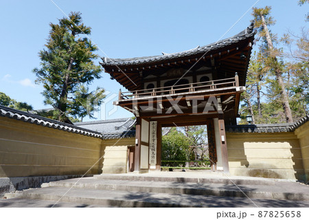 大徳寺　龍翔寺山門　京都市北区紫野 87825658