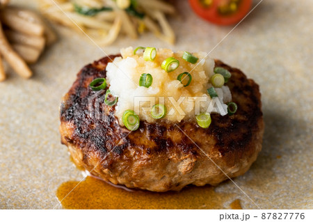 さっぱりとした味わいの、和風おろしハンバーグステーキ さっぱりとした味わいの、和風おろしハンバーグステーキ 87827776