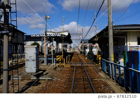 四日市あすなろう鉄道・泊駅の構内 87832510