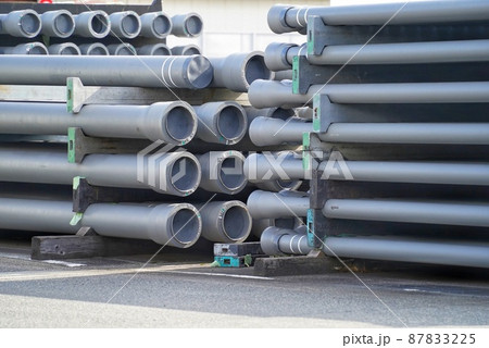 水道工事に埋設する鋳鉄管 87833225