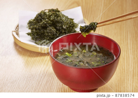 あおさのりの味噌汁 87838574