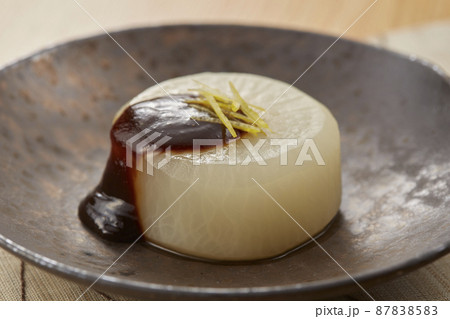 料亭の風呂吹き大根 87838583