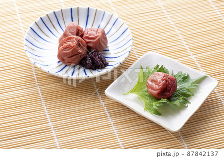 梅干し 87842137