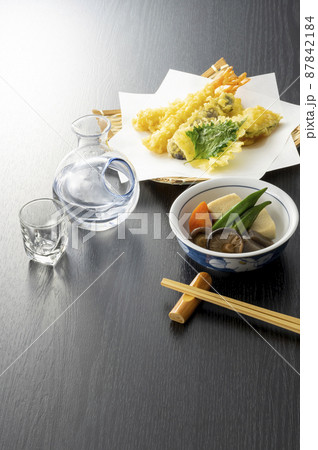冷酒とおつまみ 冷酒とおつまみ 87842184