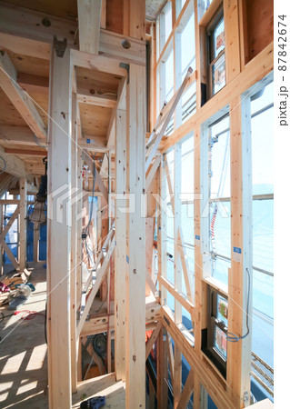 3階建 新築木造住宅 建築現場 3階建 新築木造住宅 建築現場 87842674