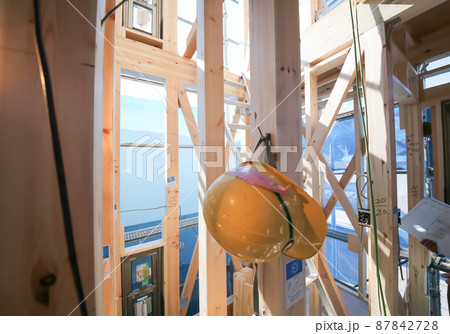 3階建 新築木造住宅 建築現場 3階建 新築木造住宅 建築現場 87842728