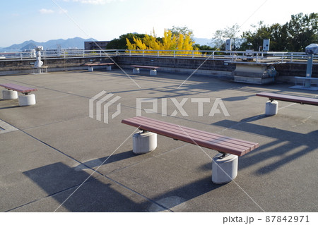 江波山気象館の屋上の景色 87842971