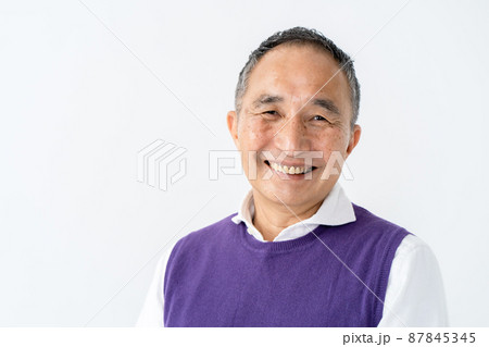 シニア 男性 ポートレート シニア 男性 ポートレート 87845345