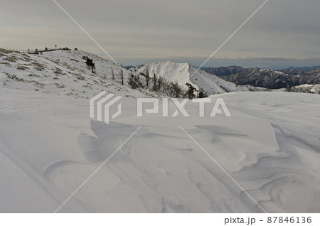 日本百名山「剣山」、「次郎笈」とシュカブラ 日本百名山「剣山」、「次郎笈」とシュカブラ 87846136