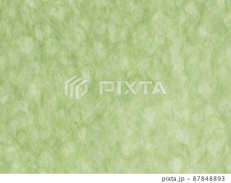 木漏れ日のようなグリーンの和紙背景 87848893