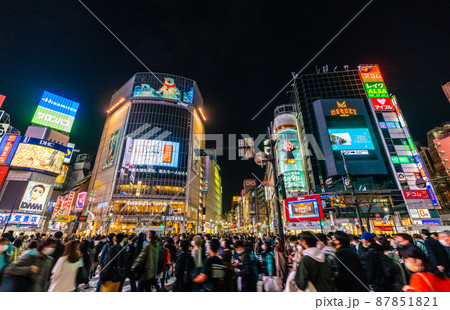 日本の東京都市景観 BA.2多重感染爆発…渋谷は脅威の人流…。韓国は40万人超のなぜ=16日 日本の東京都市景観 BA.2多重感染爆発…渋谷は脅威の人流…。韓国は40万人超のなぜ=16日 87851821
