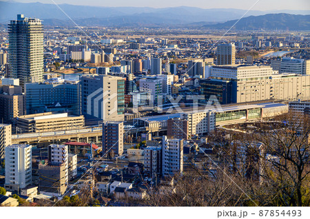 熊本駅周辺パノラマ風景(夕日の光芒景色) 熊本駅周辺パノラマ風景(夕日の光芒景色) 87854493