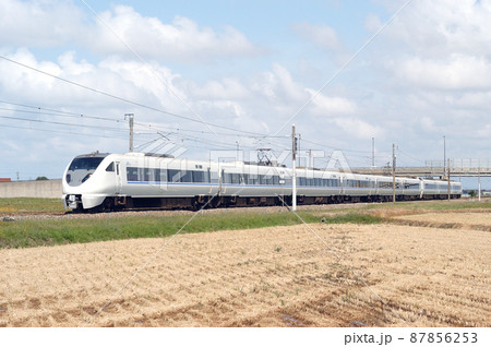 北陸本線　加賀笠間－美川　JR西日本　683系　T25+T17編成（金沢）　サンダーバード 87856253